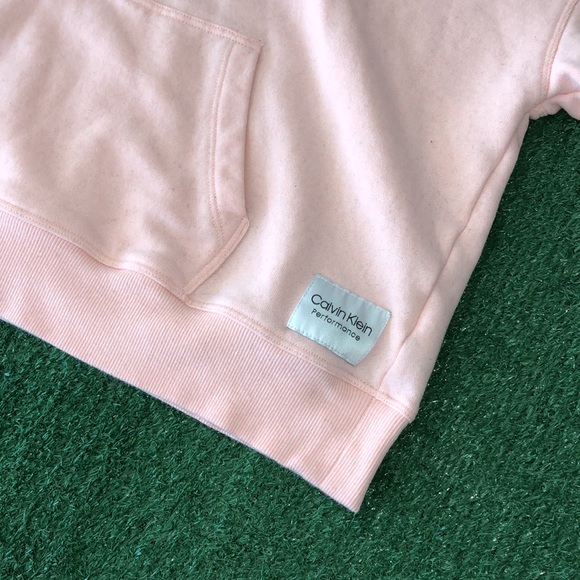 Cropped Hoodie - Picture 4 of 10